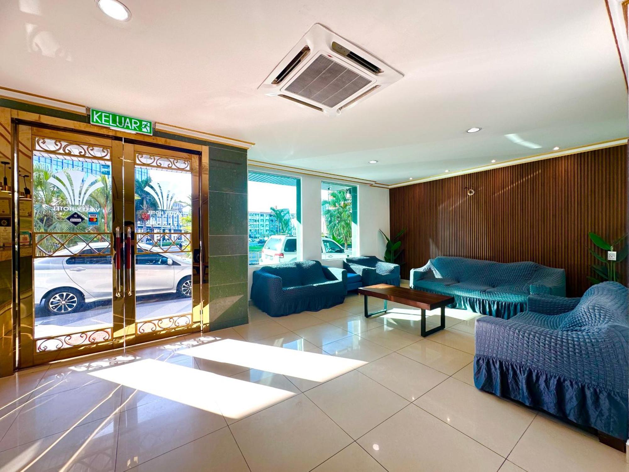 Valley Hotel Kota Kinabalu Exteriör bild